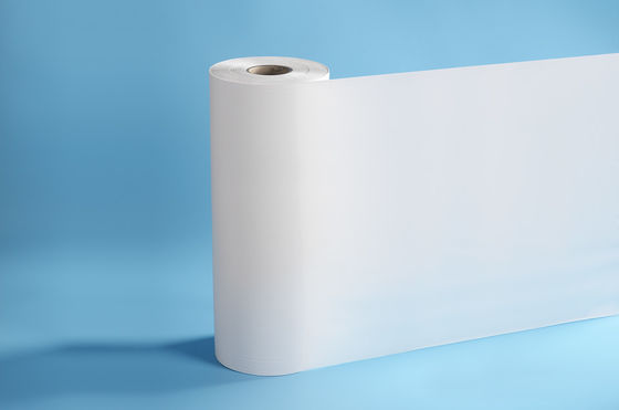 De niveau 3 bande bleue non tissée protectrice transparente imperméable du PE pp de film pour la combinaison de protection
